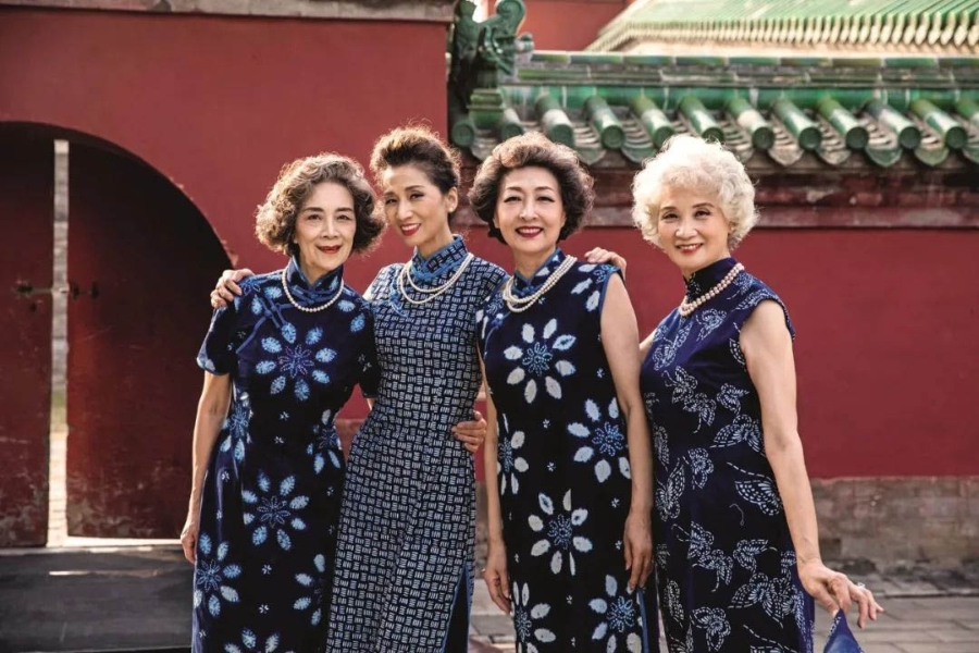 Những người phụ nữ “thiên nga bạc” tại Trung Quốc đang tái định nghĩa khái niệm xa xỉ theo cách của riêng mình.