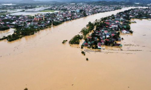 ADB hỗ trợ khẩn cấp 2 triệu USD giúp Việt Nam khắc phục hậu quả bão lũ