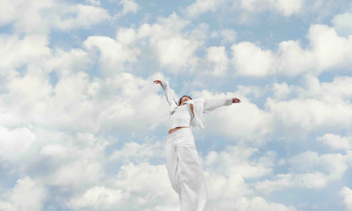 Màu của năm 2026: Thuần khiết, cân bằng và tĩnh lặng