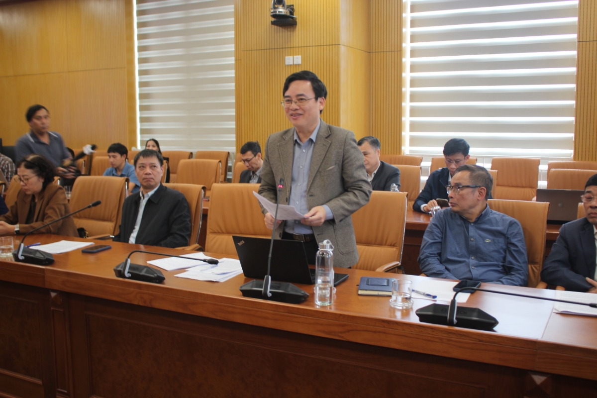 Ông Nguyễn Quốc Mạnh: 