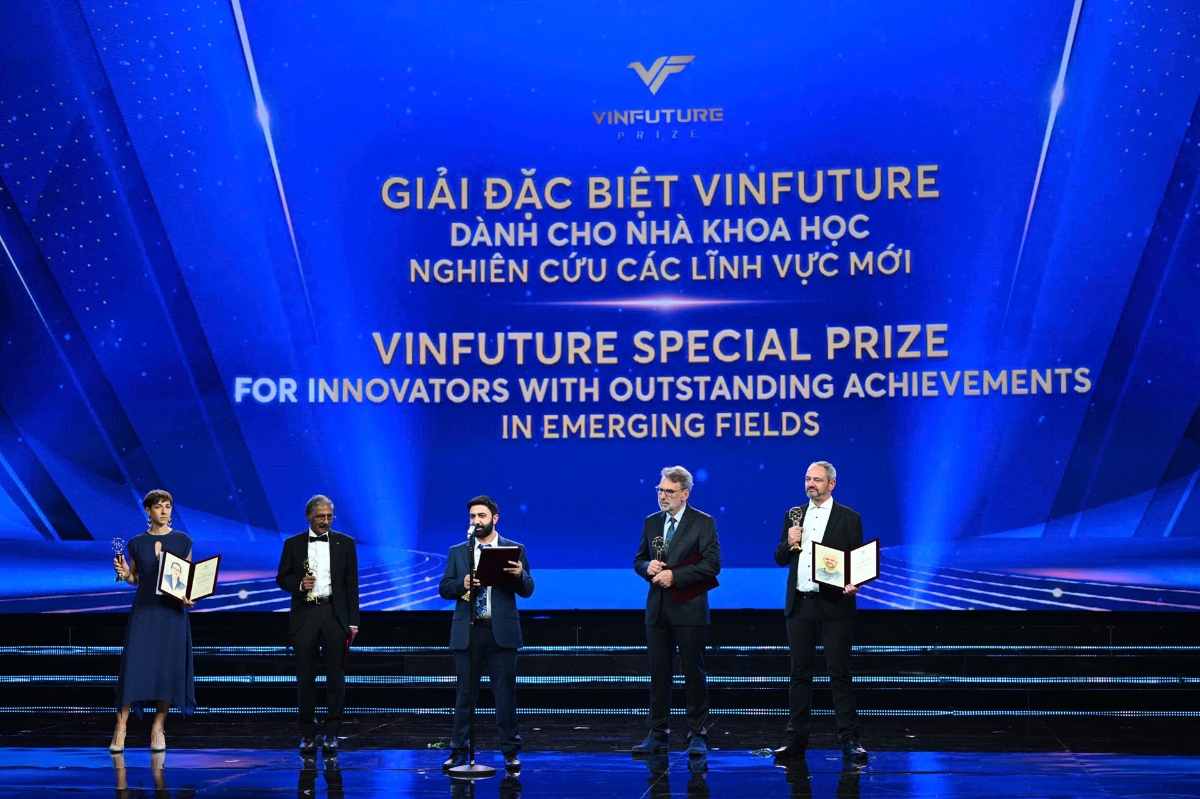 Giải Đặc biệt VinFuture 2025 dành cho Nhà khoa học nghiên cứu các lĩnh vực mới