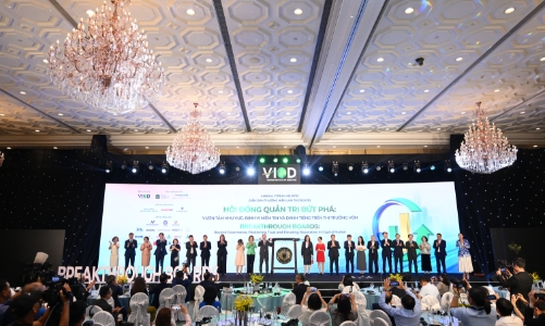 Nâng tầm quản trị - 