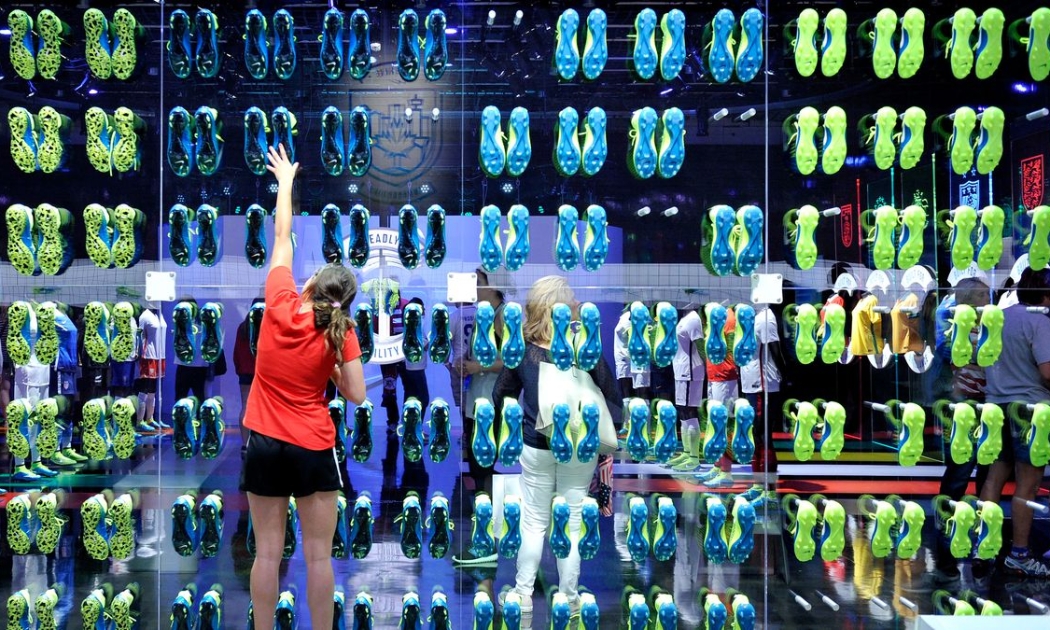 Mỹ trở thành “điểm tựa” tăng trưởng mới của ngành hàng xa xỉ