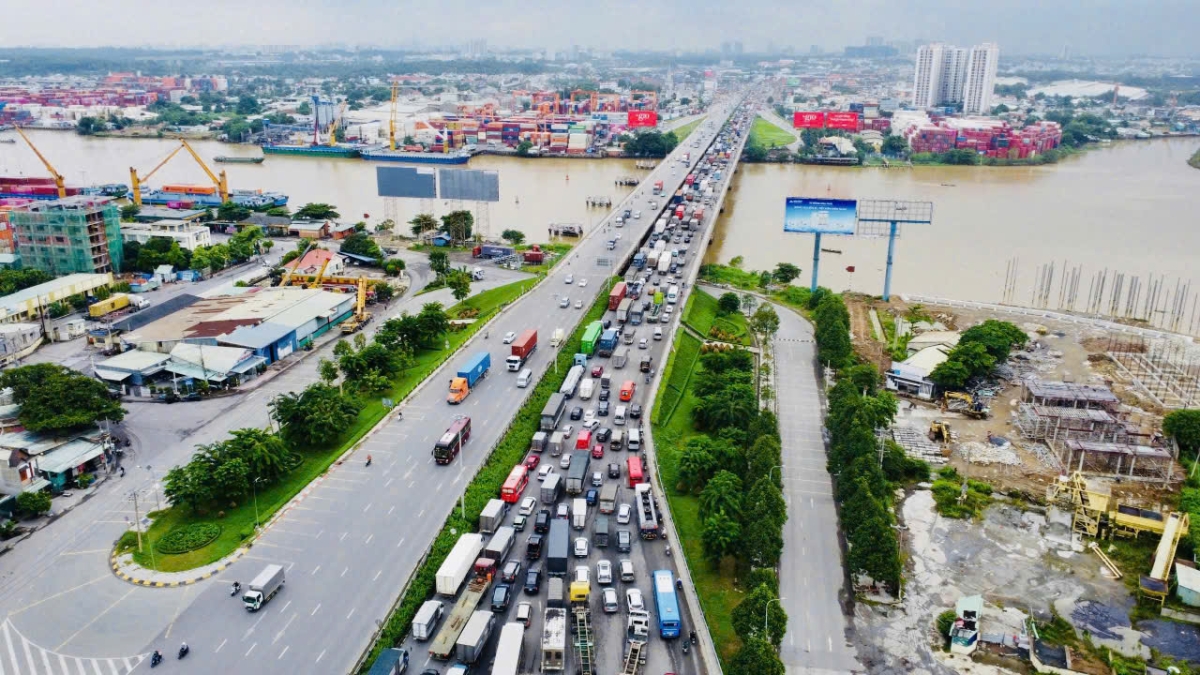 Định hướng đến năm 2050, Đồng Nai phát triển logistics thành trung tâm tầm khu vực với hạ tầng đồng bộ và vận tải đa phương thức. Ảnh: Duy Khương