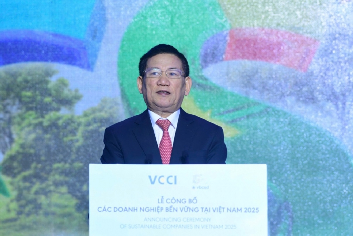 Phó Thủ tướng Hồ Đức Phớc đề nghị tất cả doanh nghiệp từ lãnh đạo cao nhất đến từng bộ phận cần tập trung đổi mới tư duy về phát triển bền vững.