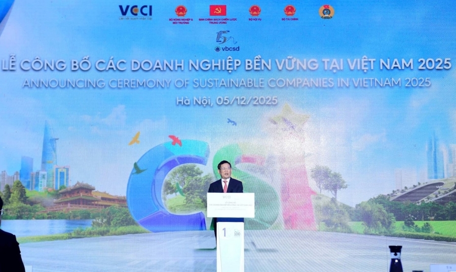 Phó Thủ tướng Hồ Đức Phớc phát biểu chỉ đạo tại Lễ công bố các doanh nghiệp bền vững tại Việt Nam 2025.