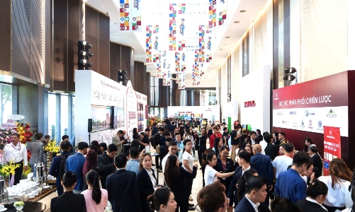 Hàng ngàn lượt khách tham dự, không khí giao dịch bùng nổ trong ngày thứ 2 chuỗi sự kiện Nam Long 2025