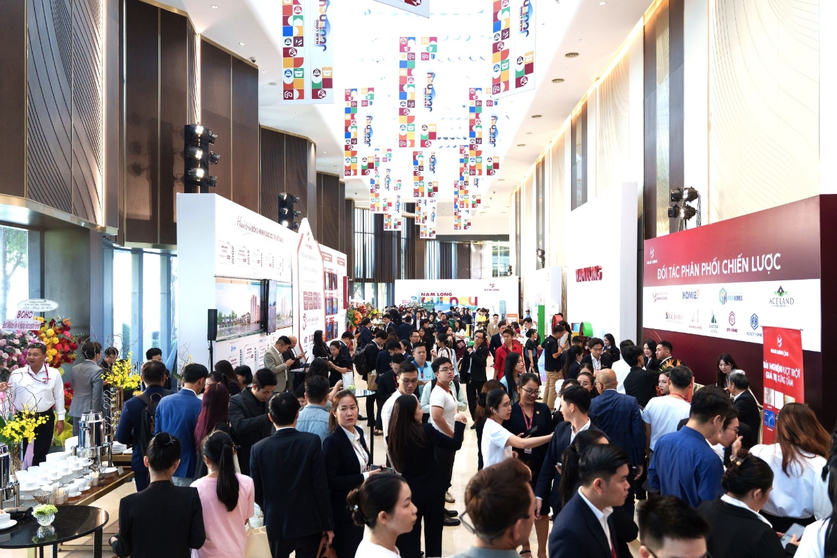 Sức nóng tại ngày 2 của chuỗi sự kiện Nam Long Journey 2025 khi hàng nghìn khách check-in ngay từ sáng sớm.