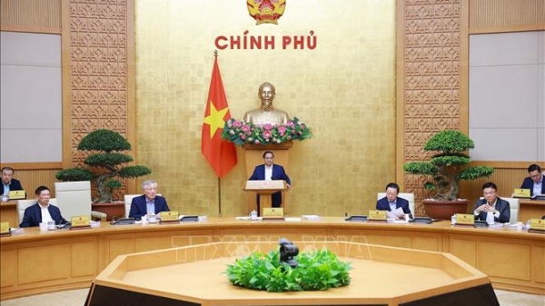 Chính phủ họp thường kỳ tháng 11/2025, bàn giải pháp hoàn thành mục tiêu tăng trưởng và khắc phục hậu quả thiên tai