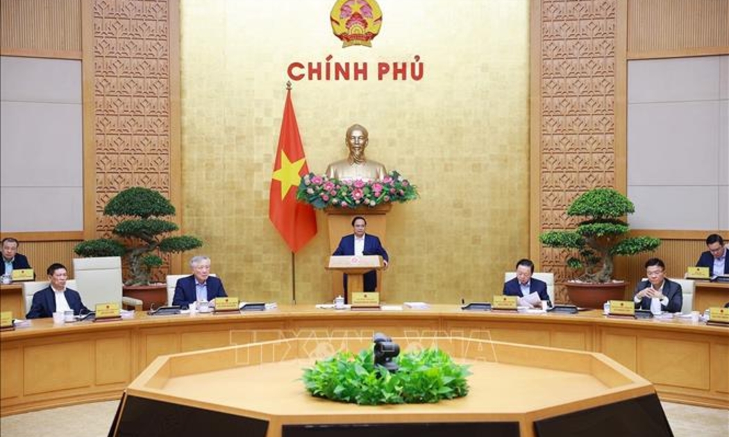 Chính phủ họp thường kỳ tháng 11/2025, bàn giải pháp hoàn thành mục tiêu tăng trưởng và khắc phục hậu quả thiên tai