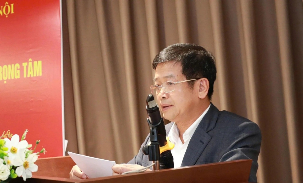 Ông Nguyễn Anh Dũng, Phó Trưởng Thuế TP. Hà Nội thông tin tại hội nghị.