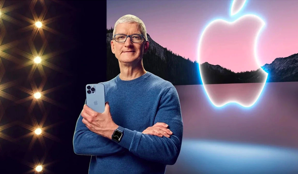 CEO Tim Cook.