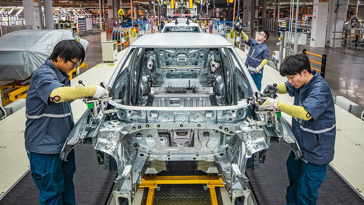 <i>Có một số lý do để tin rằng Trung Quốc có thể chiến thắng trong cuộc đua xây dựng ngành công nghiệp robotaxi ở quy mô lớn. Một trong số đó là sự hậu thuẫn mạnh mẽ của nhà nước.</i>