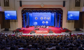 Buổi giao lưu giữa các chủ nhân Giải thưởng VinFuture 2025 và sinh viên tại Trường Đại học VinUni