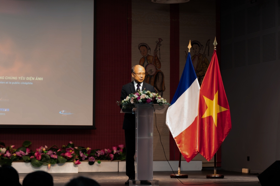 Đại sứ Việt Nam tại Pháp Đinh Toàn Thắng phát biểu tại sự kiện