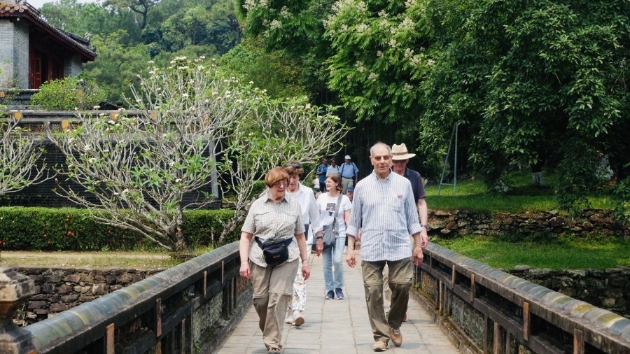 Vietnam welcomes 19.1 million foreign tourists in 11M