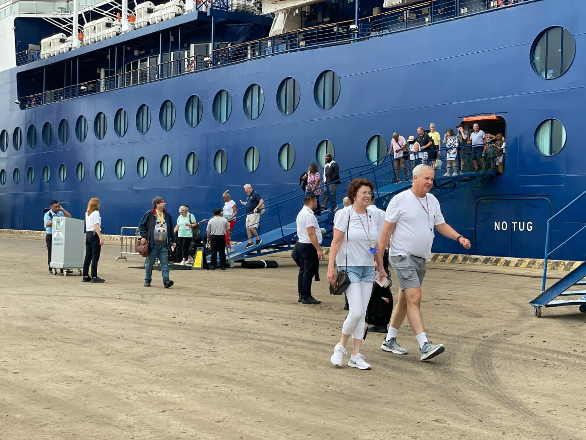 Việt Nam vừa bổ sung 41 cửa khẩu cho phép nhập cảnh bằng thị thực điện tử, nâng tổng số lên 83 điểm.