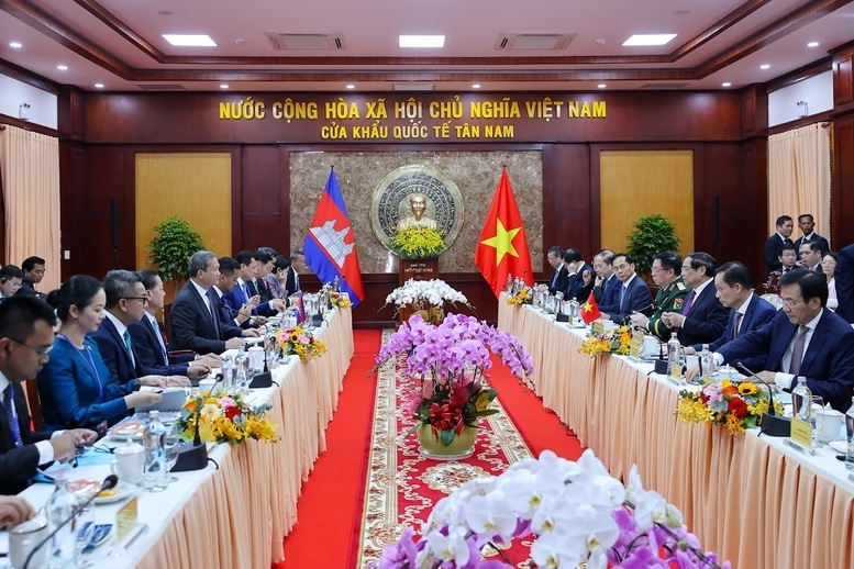 Vietnam, Cambodia target $20 bln in bilateral trade