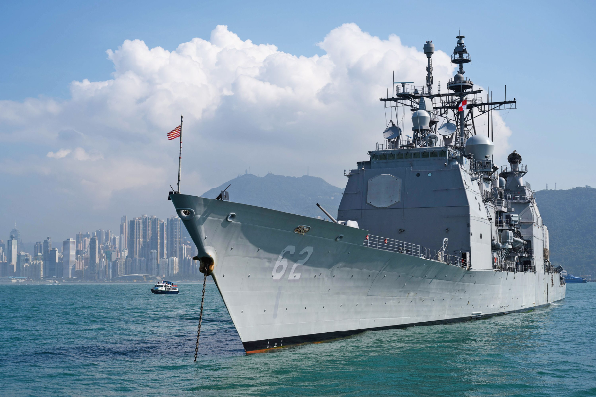Tàu tuần dương tên lửa USS Robert Smalls - Ảnh: Hải quân Hoa Kỳ