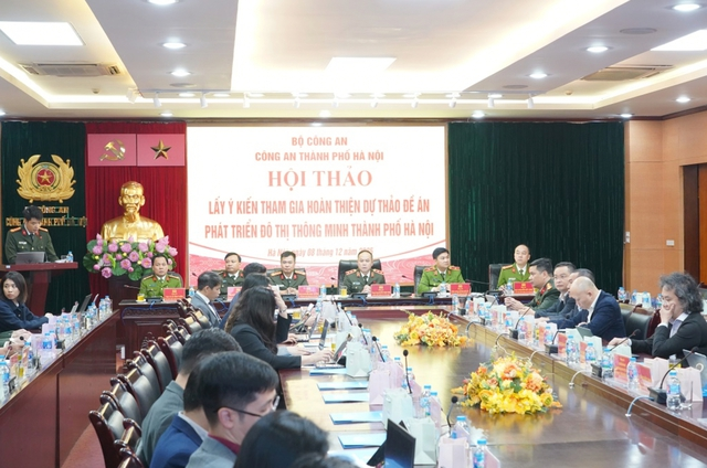 Hội thảo lấy ý kiến tham gia hoàn thiện dự thảo Đề án phát triển đô thị thông minh TP. Hà Nội. (Ảnh: VGP)