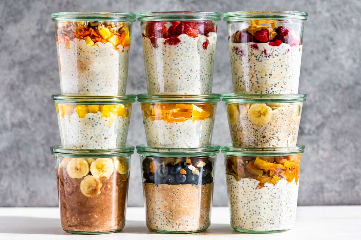 Món overnight oats (yến mạch ngâm qua đêm).