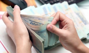Giả mạo cán bộ ngân hàng để chiếm đoạt hơn 33 tỷ đồng