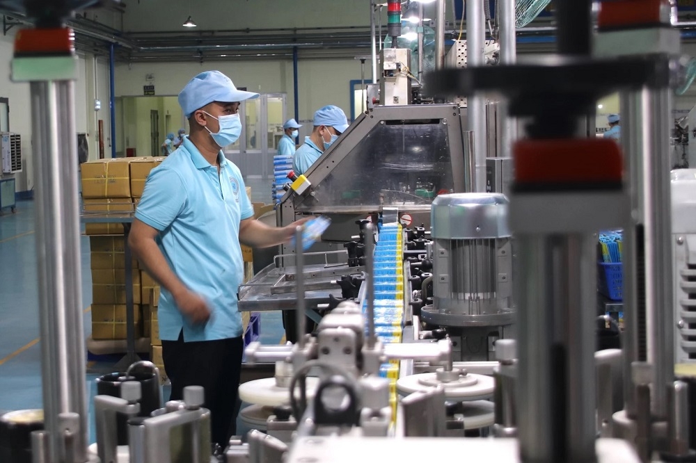 Ngành chế biến chế tạo là động lực tăng trưởng của nền kinh tế, nhưng có tới 82% việc làm phụ thuộc xuất khẩu.