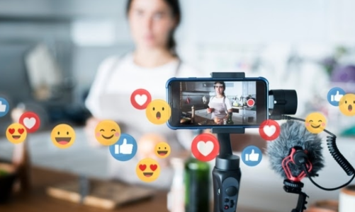 Sàn thương mại điện tử và báo chí phải ký cam kết không quảng bá “hàng lởm”