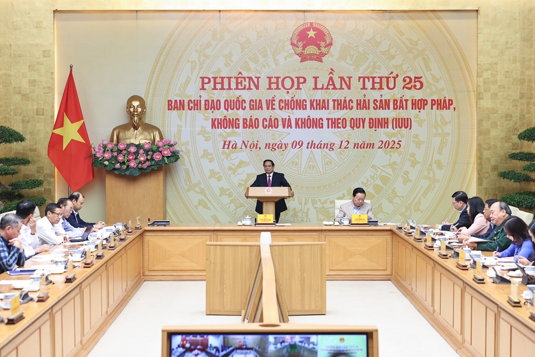 Thủ tướng Phạm Minh Chính chủ trì Phiên họp lần thứ 25 của Ban Chỉ đạo Quốc gia về chống khai thác hải sản bất hợp pháp, không báo cáo và không theo quy định (IUU) - Ảnh: VGP