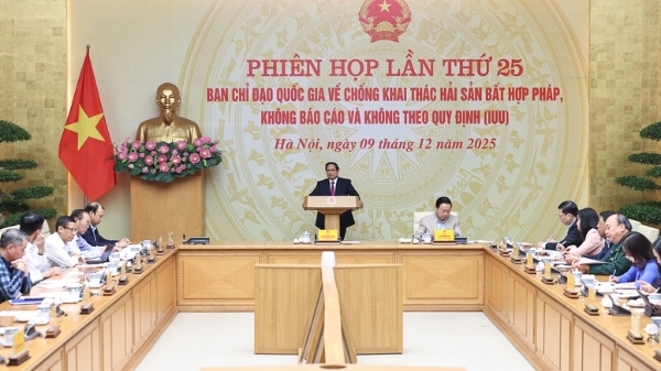 Thủ tướng: Quyết liệt chấm dứt khai thác IUU, quyết tâm gỡ “thẻ vàng” năm 2025