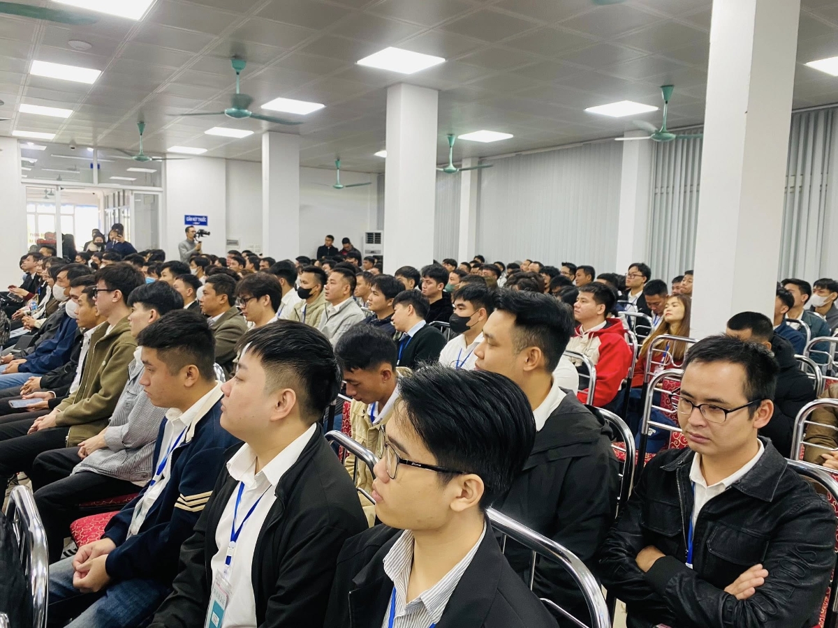 Giáo dục định hướng cho lao động trước khi xuất cảnh sang Hàn Quốc làm việc. Ảnh: TH. 