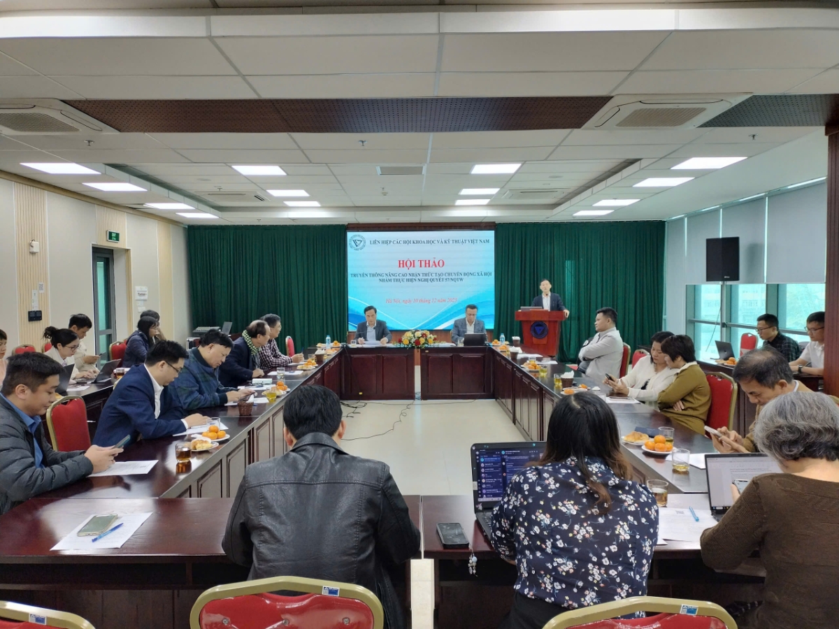 Hội thảo “Truyền thông nâng cao nhận thức tạo chuyển động xã hội nhằm thực hiện Nghị quyết 57-NQ/TW”.