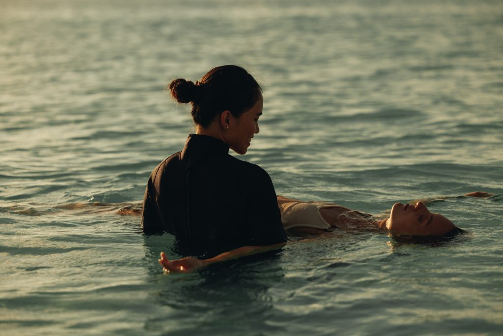 Các khách sạn và khu nghỉ dưỡng đều có liệu trình chăm sóc sức khỏe dựa trên nước.