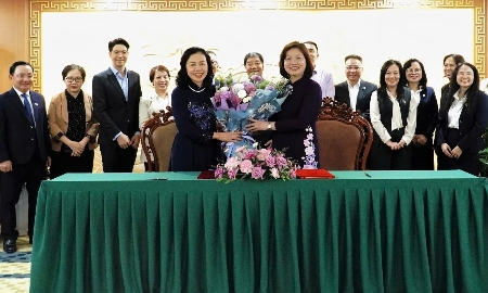 Chủ tịch UBCKNN và VACPA chúc mừng buổi lễ thành công tốt đẹp