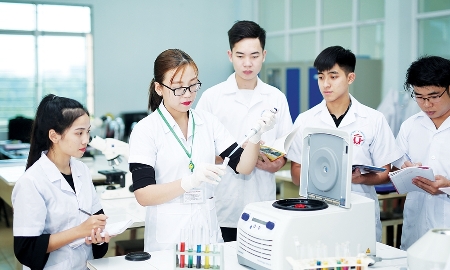 Quốc hội thông qua Luật Giáo dục đại học (sửa đổi)
