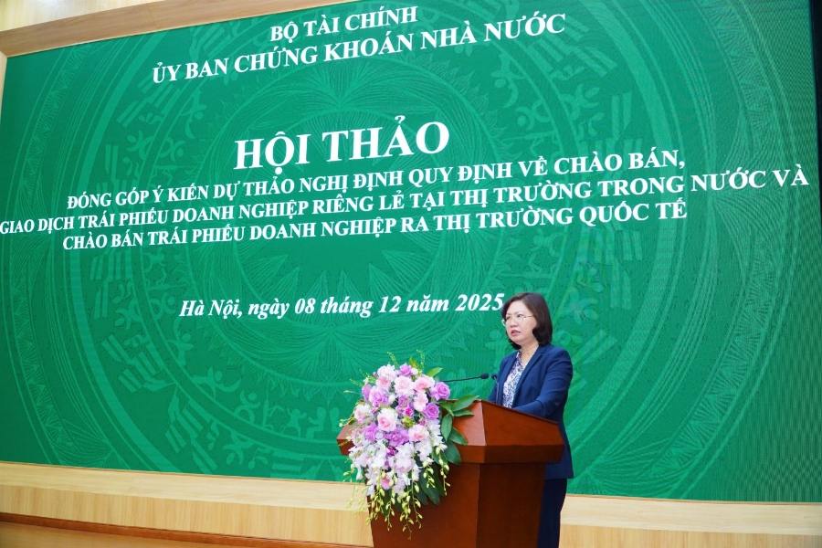 Chủ tịch Ủy ban Chứng khoán Nhà nước Vũ Thị Chân Phương phát biểu khai mạc Hội thảo