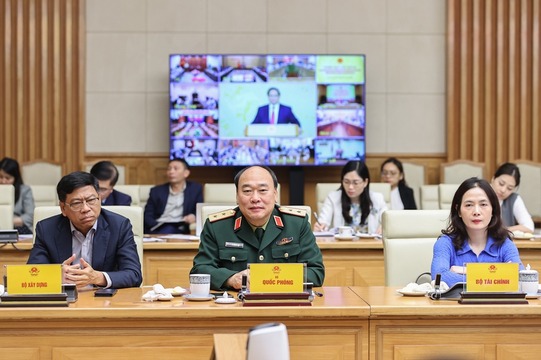 Các đại biểu dự Phiên họp - Ảnh: VGP