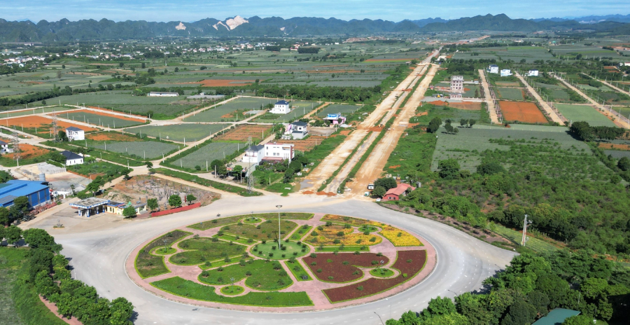 Nút giao Đồng Giao, phường Tam Điệp sẽ là điểm cuối của dự án tuyến đường kết nối liên vùng giữa Nam đồng bằng sông Hồng với vùng núi Tây Bắc và duyên hải Bắc Trung Bộ (giai đoạn I). Ảnh: Thái Bá