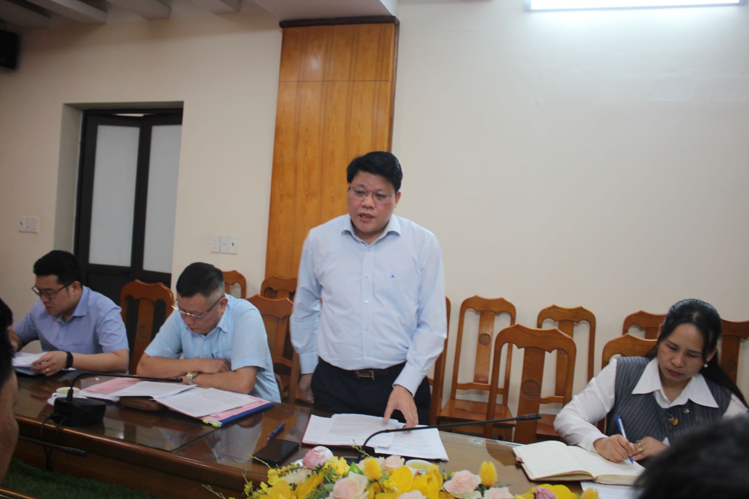 Ông Triệu Đức Văn: 