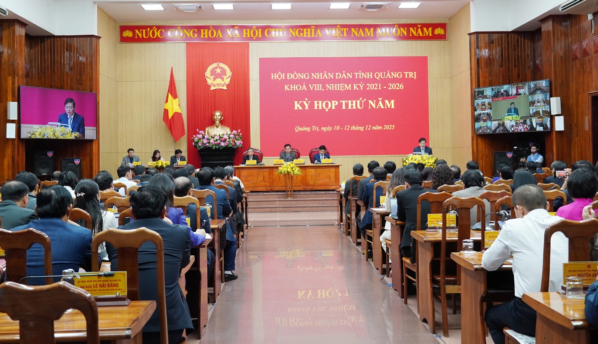 Toàn cảnh kỳ họp thứ 5, HĐND tỉnh Quảng Trị khóa VIII