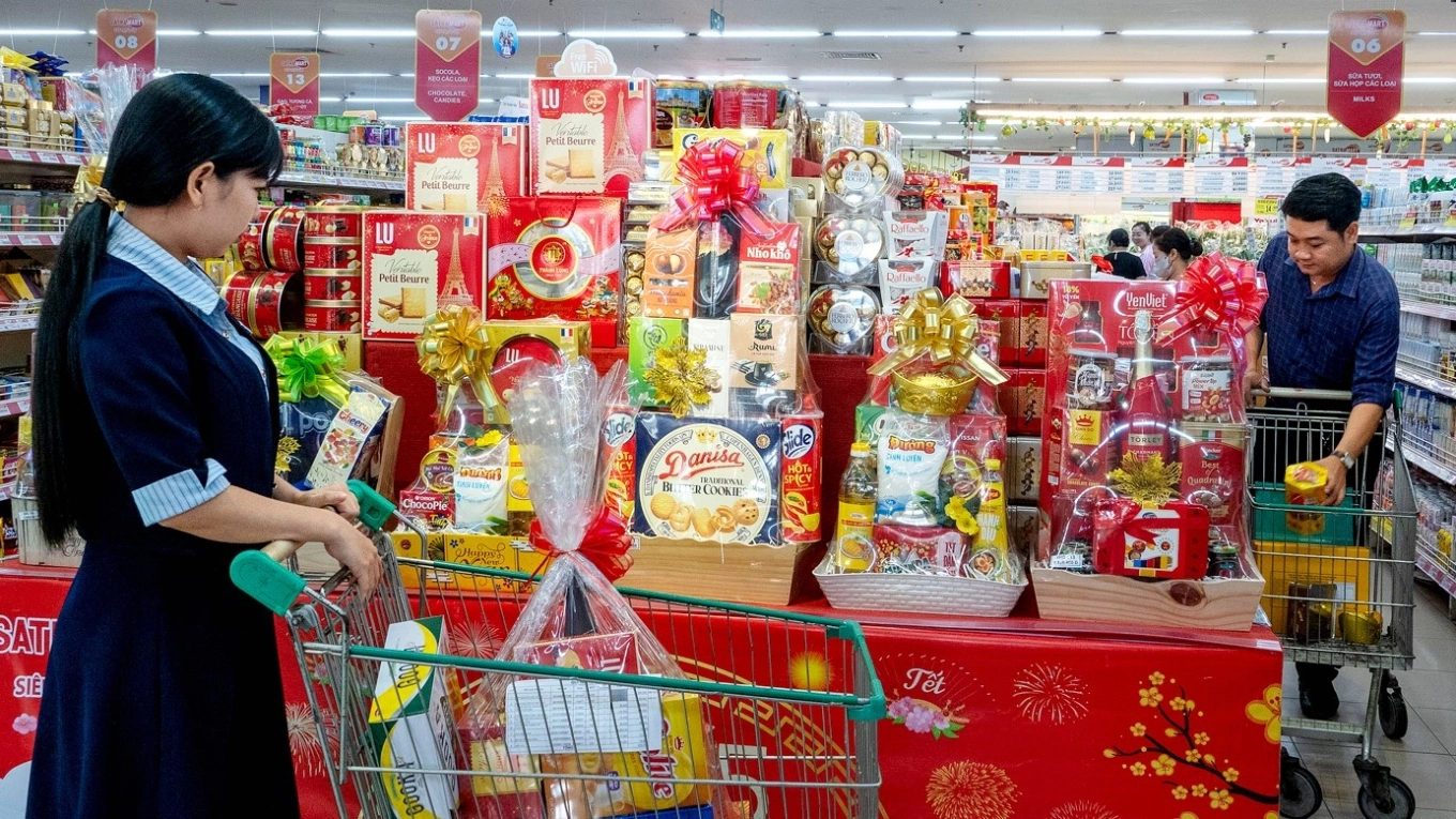 Một số mẫu giỏ quà Tết tại hệ thống bán lẻ Satra.