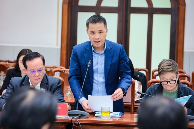 Ông Đậu Anh Tuấn, Ủy viên Ban Thường trực, Phó Tổng thư ký VCCI phát biểu tại Hội thảo. Ảnh: Mặt trận.