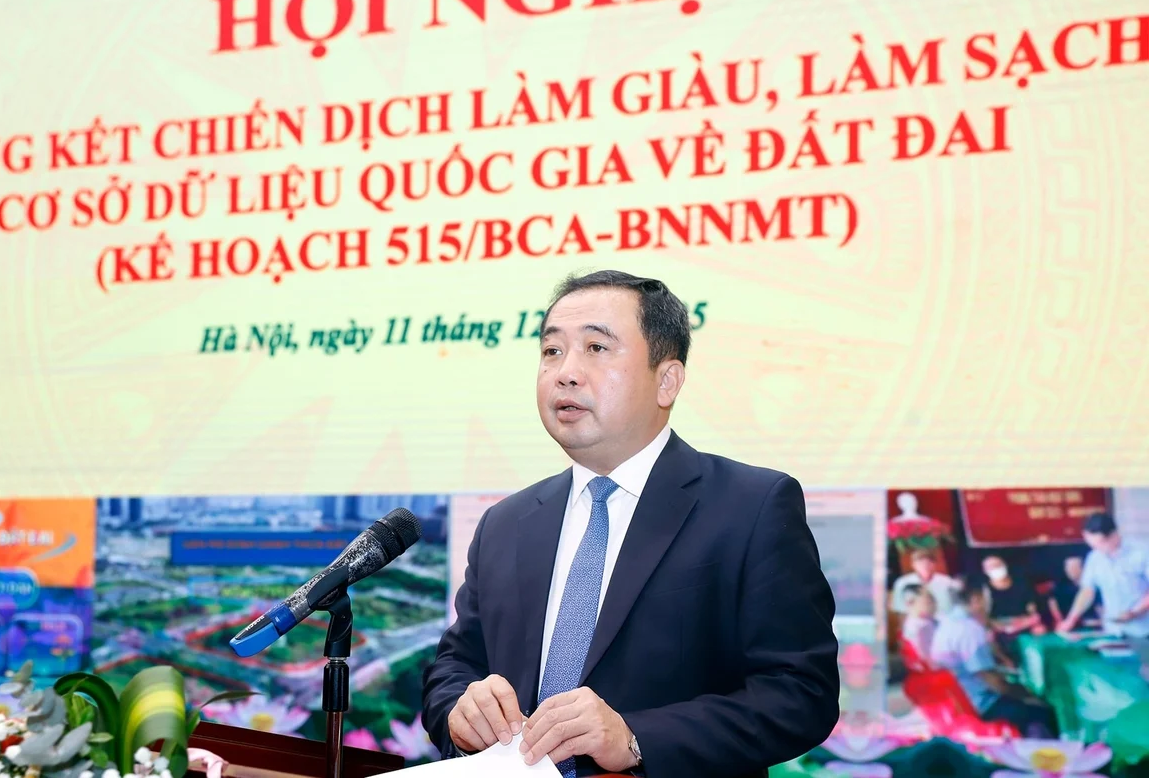 Bộ trưởng Bộ Nông nghiệp và Môi trường Trần Đức Thắng phát biểu tại hội nghị