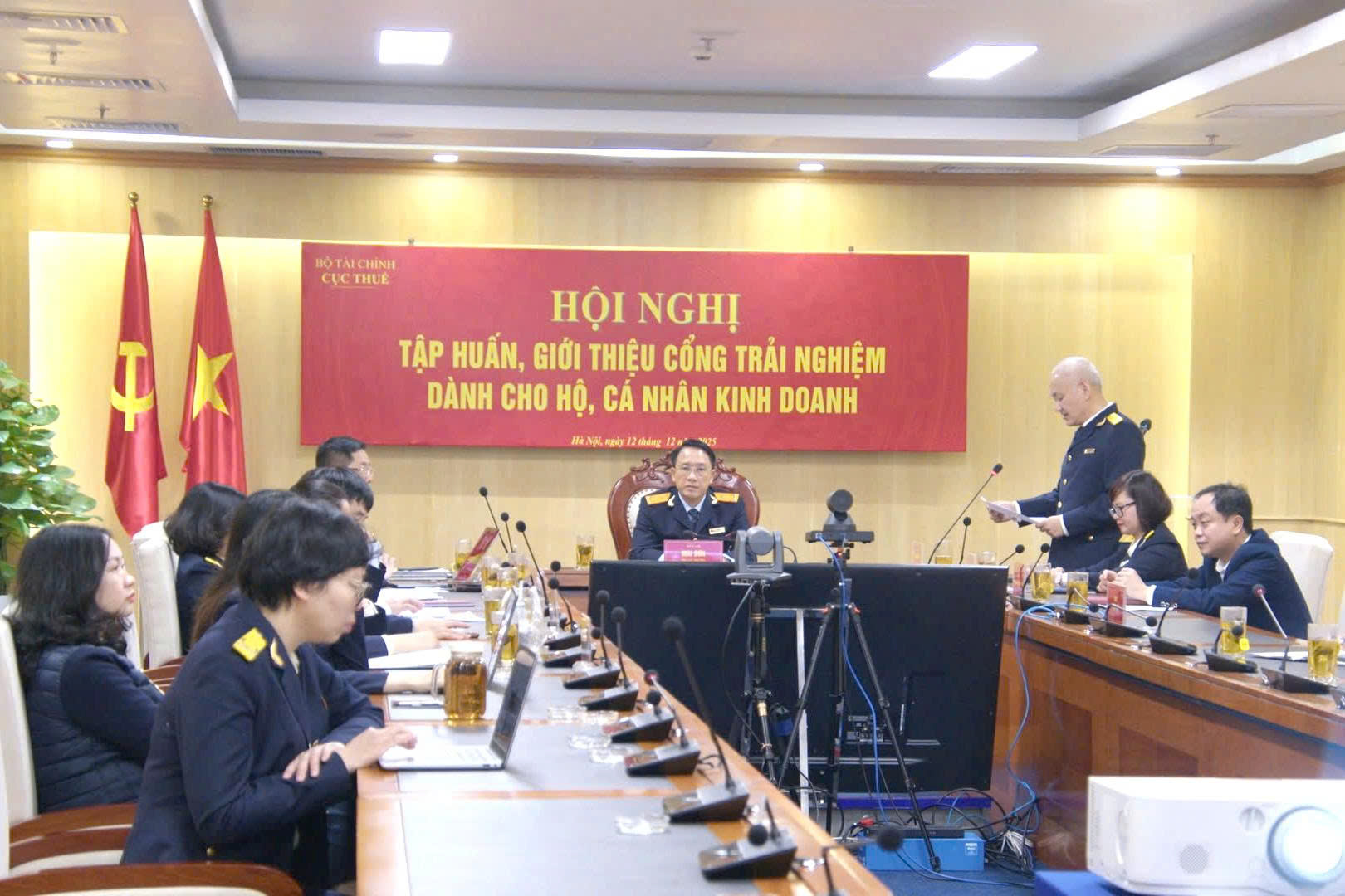 Tạo không gian trải nghiệm thuế an toàn đối với hộ kinh doanh 