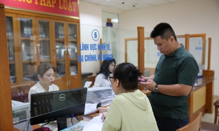 Hà Nội: Xem xét nâng lương trước thời hạn với công chức điều động, biệt phái về xã, phường