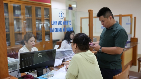 Hà Nội: Xem xét nâng lương trước thời hạn với công chức điều động, biệt phái về xã, phường