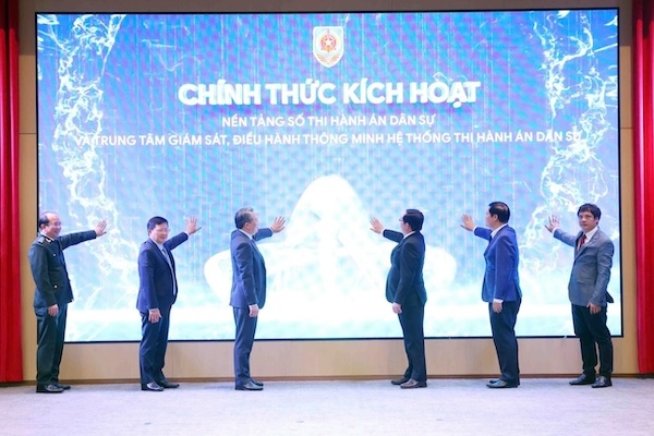 Chính thức kích hoạt Nền tảng số thi hành án dân sự và Trung tâm Giám sát, Điều hành thông minh Hệ thống thi hành án dân sự. Ảnh: MOJ.