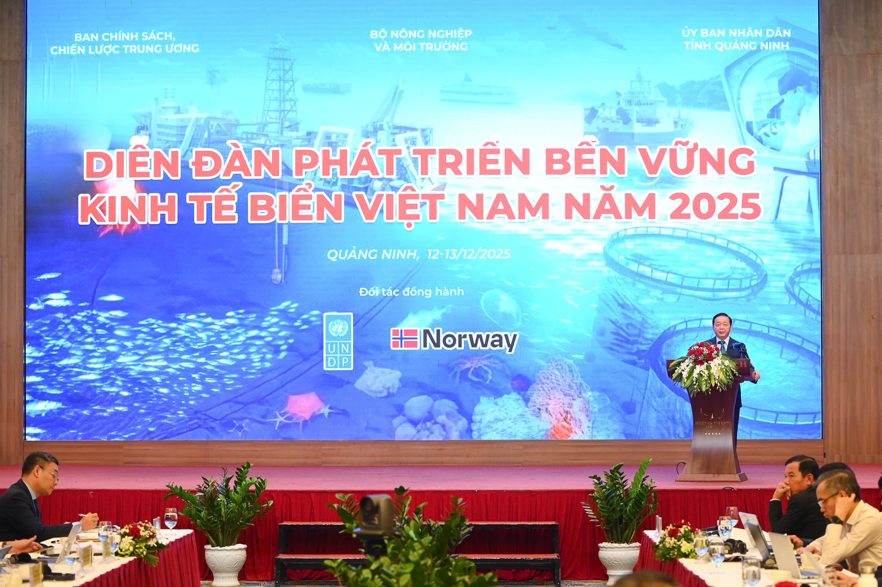 Phó Thủ tướng Trần Hồng Hà phát biểu tại Diễn đàn.