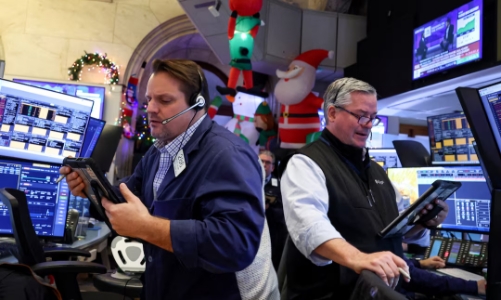 Chứng khoán Mỹ sụt mạnh vì cổ phiếu công nghệ bị xả, giá dầu đi xuống