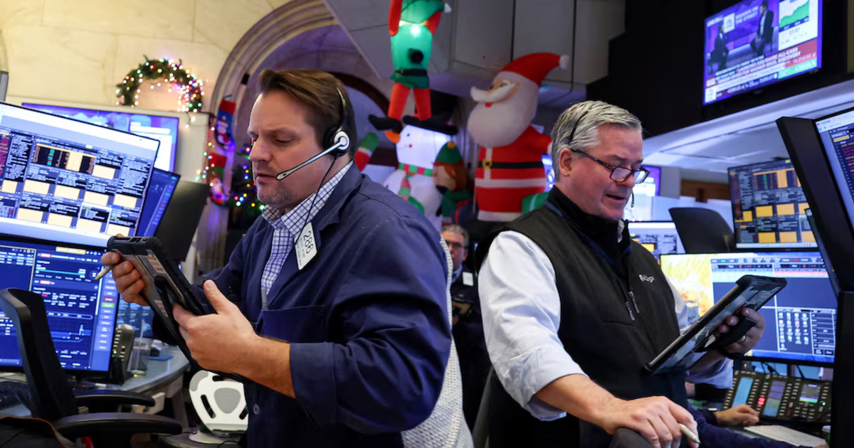 Chứng khoán Mỹ sụt mạnh vì cổ phiếu công nghệ bị xả, giá dầu đi xuống